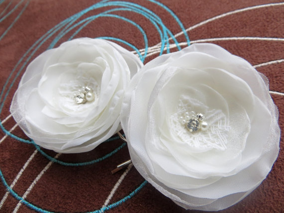 Wedding - Ivory wedding bridal flower hair clips (set of 2), bridal hair accessories, bridal floral headpiece, wedding hair accessory