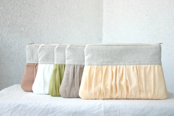 Mariage - SET of 5 Bridesmaids spring wedding clutch pleated linen Ruched clutch choose your colour