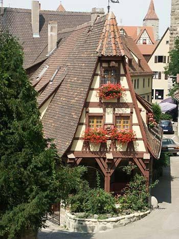 Hochzeit - Picture Of A Well Preserved House And Shop