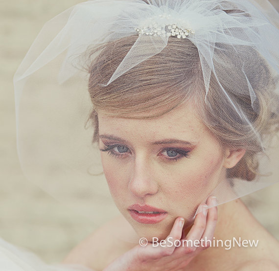 Wedding - Tulle Birdcage Veil with Flower Rhinestone Comb, Wedding Hair Accessory, Bridal Veil, Crystal Comb Birdcage Veil, Short Veil Headpiece