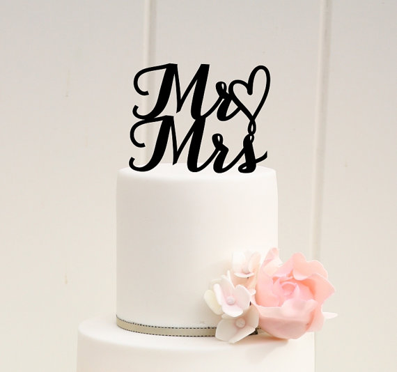 Hochzeit - Mr and Mrs Wedding Cake Topper - Custom Cake Topper