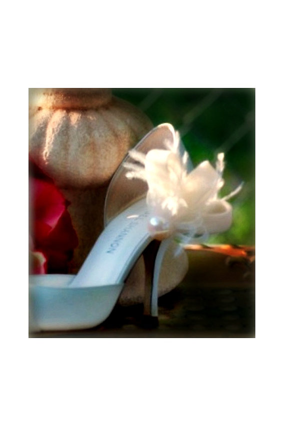 زفاف - Shoe Clips Ivory / White / Black  Loops Pearl & Feathers. Chic Trendy Handmade Couture, Bride Bridal Bridesmaid Gift Idea, Statement Big Day