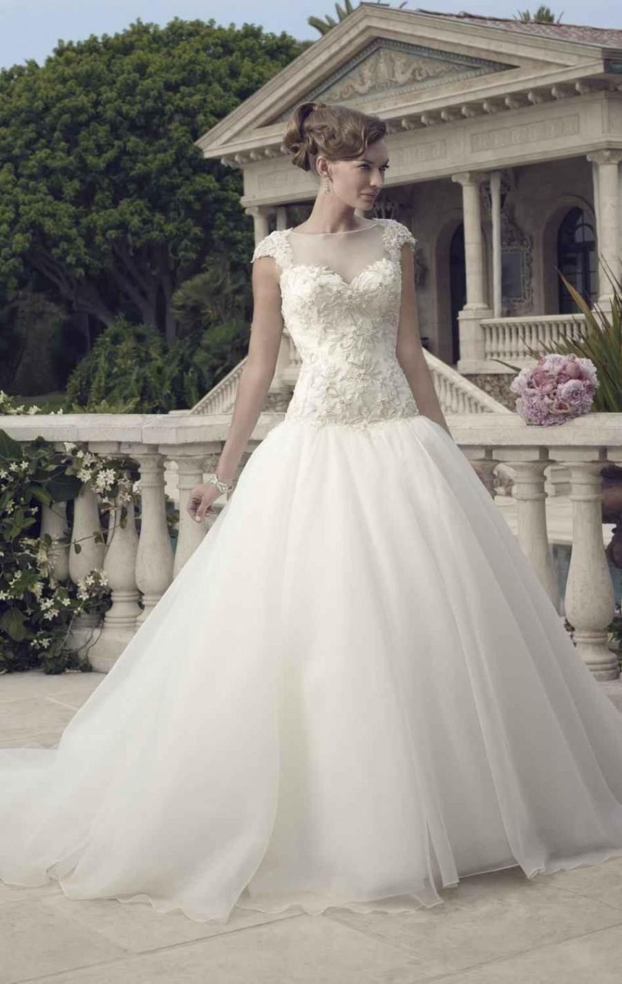 Mariage - Stunning Lace Appliques Wedding Dresses Tulle 2015 Sheer Robe De Mariage Backless Vestido De Noiva Fitted Capped Sleeve Bridal Ball Gown Online with $125.5/Piece on Hjklp88's Store 