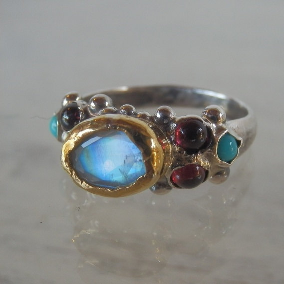 Hochzeit - Engagement Ring, Moonstone Ring, Unique Engagement Ring, 24K Solid Gold Moonstone Caterina Ring, Silver Band, Rainbow Moonstone Ring, SALE