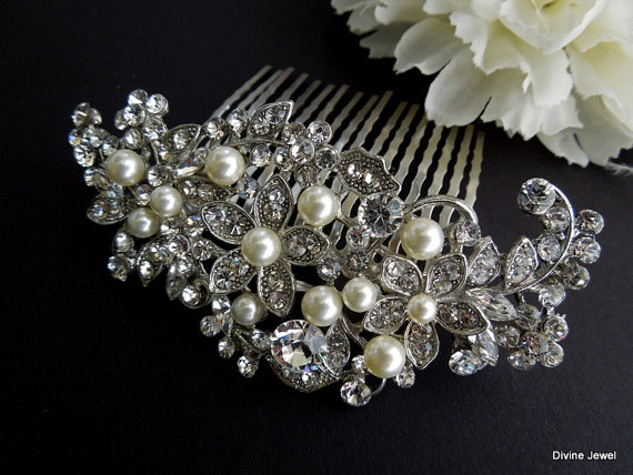 Свадьба - Bridal Swarovski Crystal Pearl Wedding Comb,Wedding Hair Accessories,Vintage Style Pearl Leaf Rhinestone Bridal Hair Comb,Rhinestone,ANGELIA