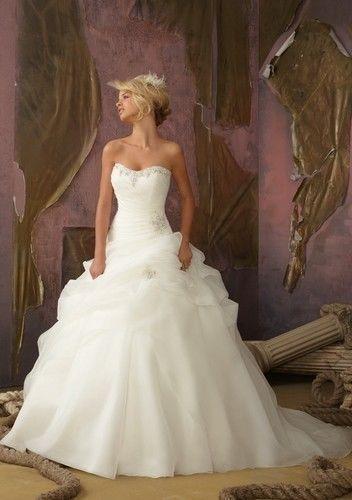 Hochzeit - A-Line Sweetheart Beading Wedding Gown