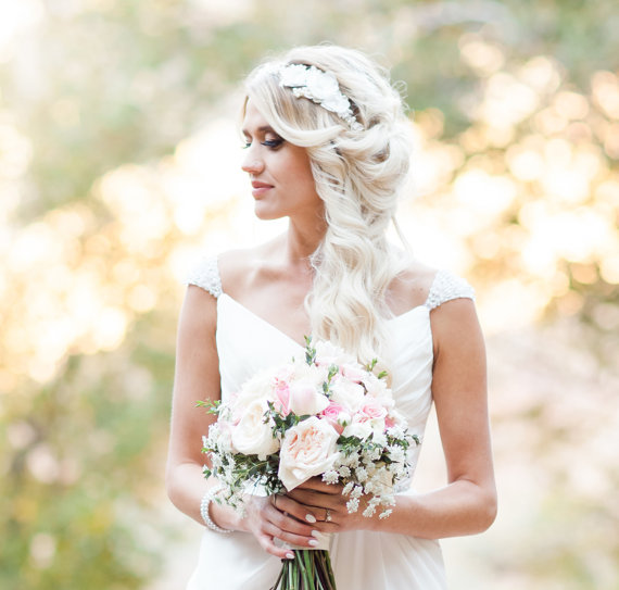 زفاف - Pearl headband, Bridal headpiece, Pearl flower crown, Pearl tiara, Bridal headband, Flower headpiece, Floral circlet Bridal hair accessories