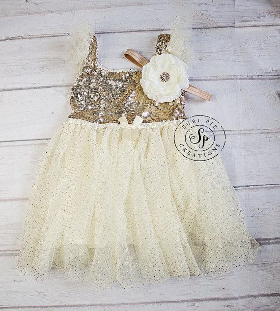 Hochzeit - Gold Glitter Flower Girl Dress..Tutu Birthday Outfit. Flower Girl Dress..Flower Girl Tutu Dress..Cream..Gold.Burlap.Rustic Lace Dress