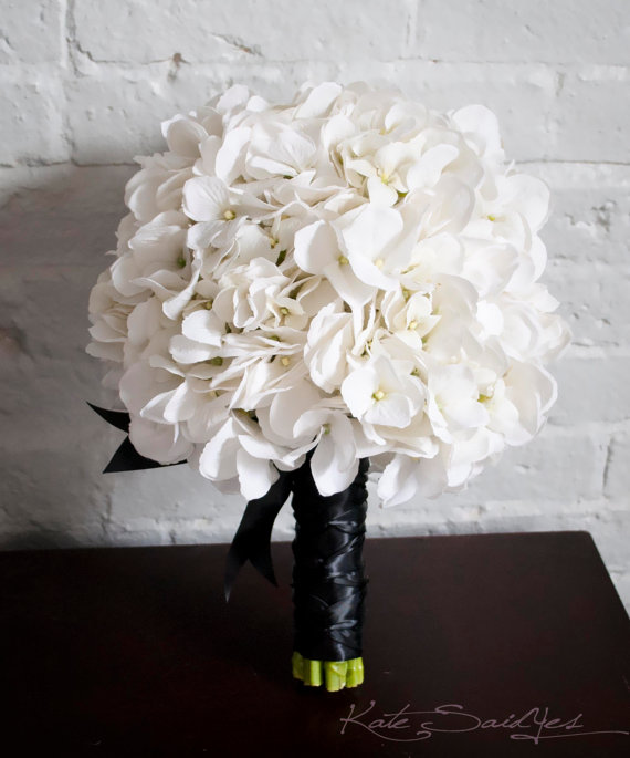 Hochzeit - White Hydrangea Wedding Bouquet - White and Black Hydrangea Bouquet