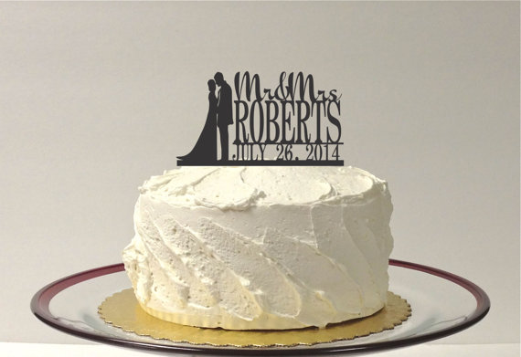 زفاف - Silhouette Wedding Cake Topper Mr and Mrs Topper Custom Personalized with YOUR Last Name + Date