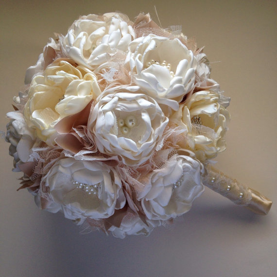 Hochzeit - Fabric Bouquet - Extra Large Size - Cream, Ivory, and Champagne - Fabric Flower Bouquet, Handmade Flowers, Heirloom Bouquet, Bridal Bouquet