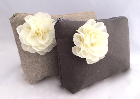 زفاف - Gift for Bridesmaids Cosmetic Gift Bag with flower in Charcoal linen with ivory flower Gift for Bridesmaids- READY TO SHIP
