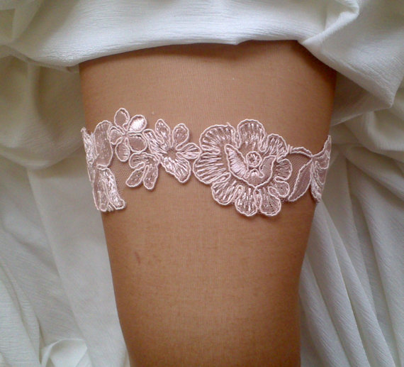 Wedding - Soft pink off white garter lace garter modern garter Lolita prom bridesmaid bridal garter  burlesque  garter free ship