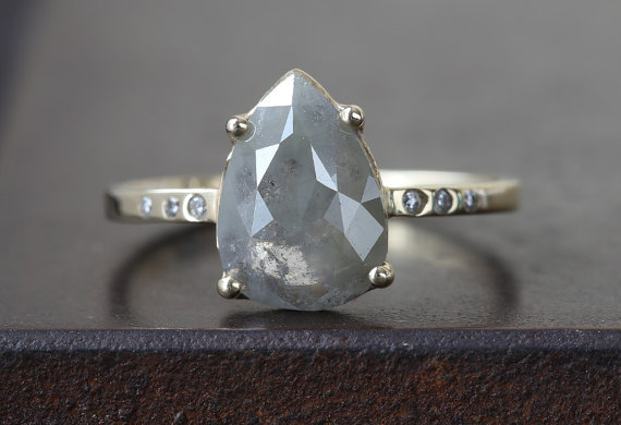 زفاف - Natural Grey Rose Cut Diamond Ring with Pavè Diamond Band