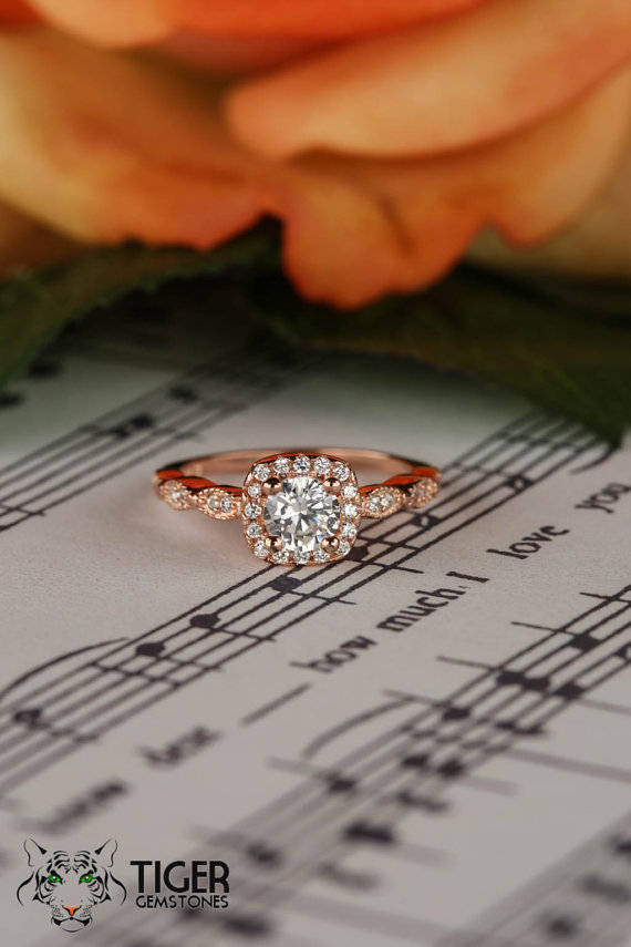 زفاف - 3/4 Carat Halo Vintage Engagement Ring, Man Made Diamond Simulants, Art Deco, Wedding, Bridal, Promise Ring, Sterling Silver & ROSE Gold