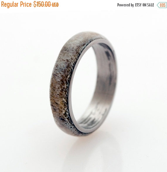 Mariage - ON SALE 10% OFF Men Titanium and Antler Wedding Band - Titanium Ring Antler Ring mens wedding band