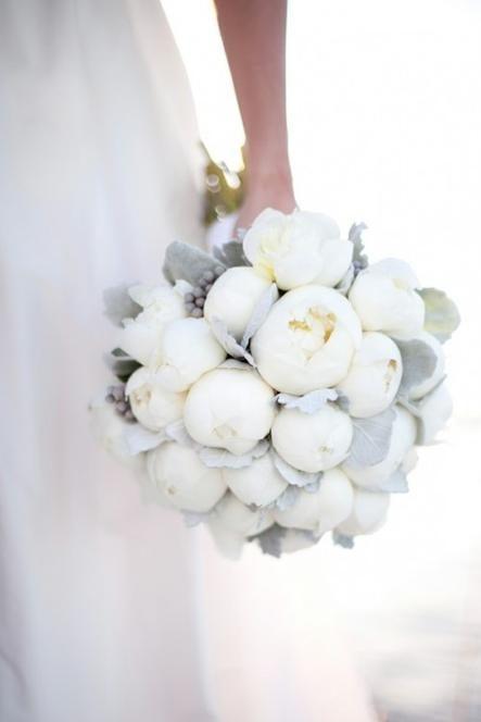 Свадьба - 67 Beautiful Winter Wedding Bouquets 