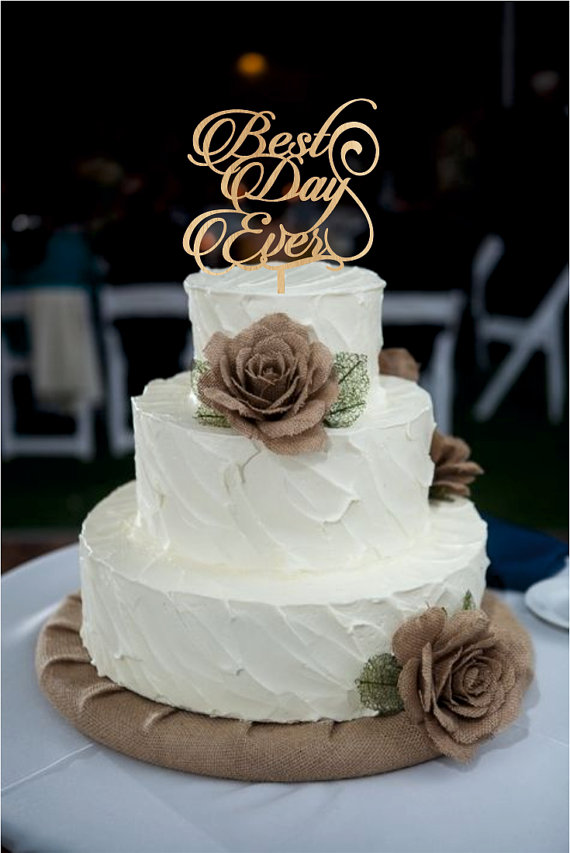 Свадьба - Best Day Ever Wedding Cake Topper, Monogram Wedding Cake Topper, Rustic Wedding Decor, Rustic Cake Topper, acrylic wedding cake topper