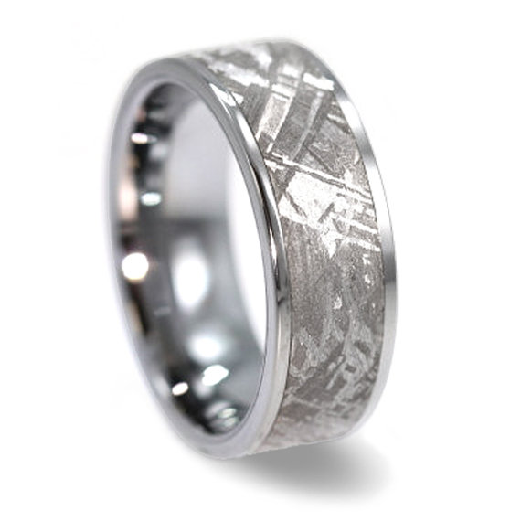 Hochzeit - Gibeon Meteorite Ring inlaid in Tungsten Carbide Ring 8mm wide