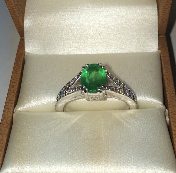 Свадьба - Vintage Bridal Ring, Genuine Diamond Solid Gold Ring with Natural Oval Emerald Stone set in Split Shank 14 k Solid Gold