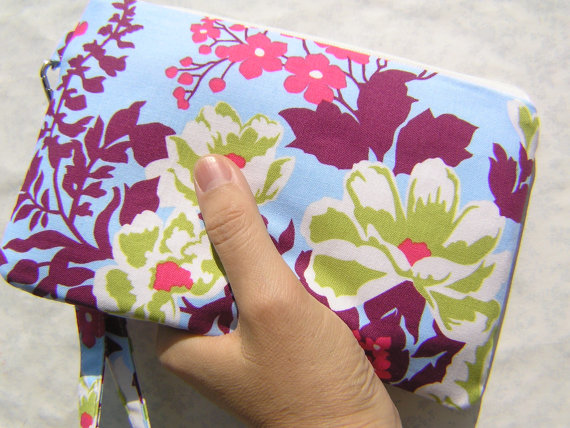 Hochzeit - Wedding clutch 2 pockets gift pouch bridesmaid flower girls wristlet gift for her - Rose Bouquet in Sky