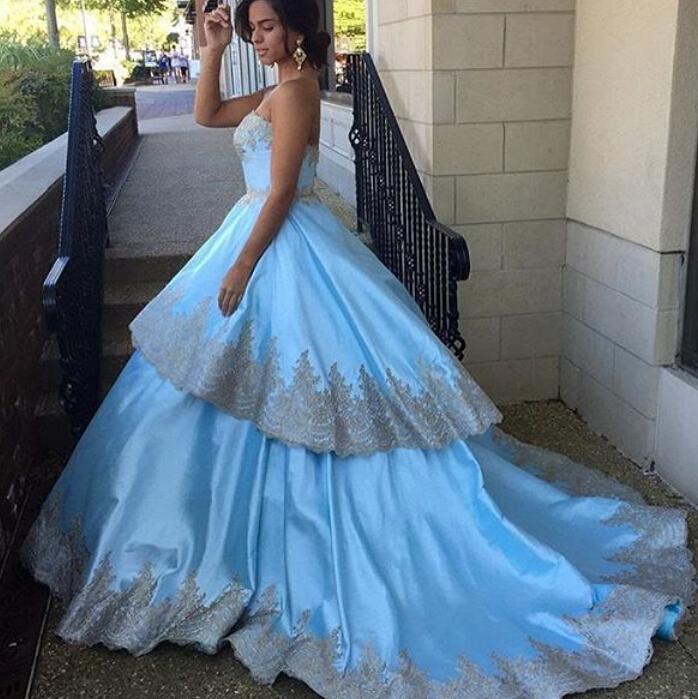 Mariage - Exquisite Blue Wedding Dresses 2015 Satin Lace Arabic Applique Color A-Line Tiers Garden Court Train Strapless Bridal Dresses Ball Gowns Online with $129.95/Piece on Hjklp88's Store 