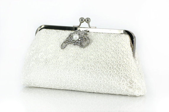 Свадьба - Bridal Clutch with Ivory Quatrefoil Lace 8-inch QUATREFOIL