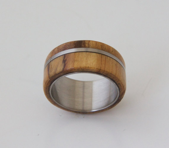 Hochzeit - Titanium & Olive Wood // Exotic Hardwood Ring  Men's Wedding Band wood wedding ring engagement ring alternative  Couples Wedding Band SIZE 9