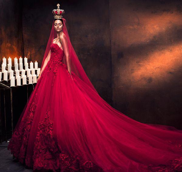 Wedding - 25 Jaw-Droppingly Beautiful Wedding Dresses To Obsess