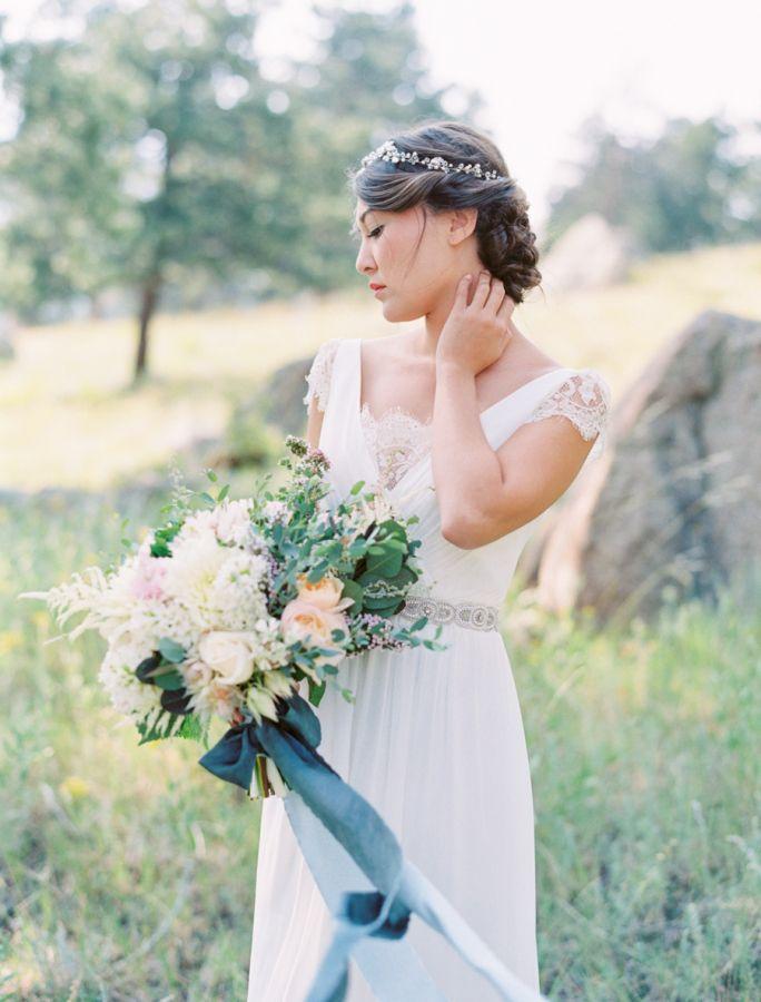 Свадьба - Mountaintop Colorado Bridal Shoot