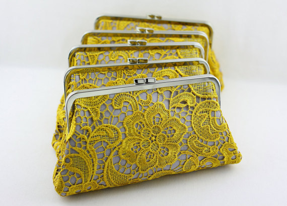 Mariage - Mustard Wedding Lace Clutches / Custom Lace Wedding Clutches / Elegant Bridal Clutch Set - Set of 6