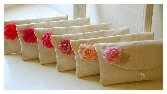 Mariage - Set 6  bridesmaid clutch wedding gift burlap shabby purse raw cotton linen clutch Bridesmaid wedding rustic Personalize party gift MakeUp