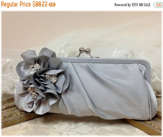 زفاف - Wedding clutch, Bridesmaid clutch, Gray clutch, silver clutch, evening bag, Bridesmaid bag, crystal clutch, flower bag