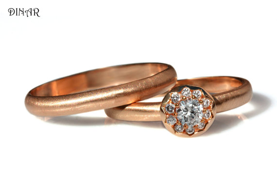 زفاف - 18K rose gold Bridal set, Diamond Engagement ring, 18k solid gold halo diamonds engagement ring, Classic diamond ring, 4mm center diamond
