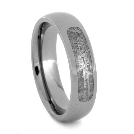 زفاف - Titanium Ring with Partial Meteorite Inlay, Gibeon Meteorite Jewelry