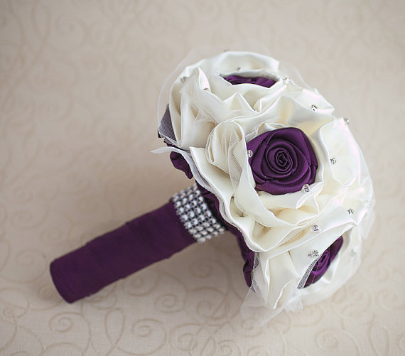 زفاف - Brooch bouquet, Bridesmaids brooch bouquets in Hot Pink and Silver. Made to order