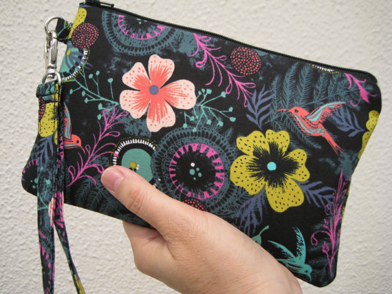 Свадьба - Gift pouch, 2 pockets, bridesmaids, wedding, handmade, iPhone-- Morning dew flowers