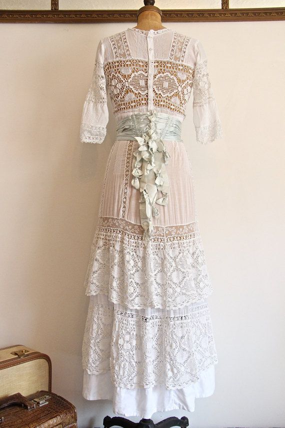 Hochzeit - Vintage Lawn And Tea Dress / Antique Wedding Dress / Crochet Lace / Size Small