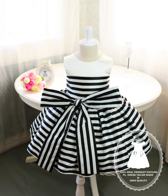 Свадьба - Newborn Girl Dress with Black and White Stripes, Baby Tutu 1st Birthday, Newborn Tutu,Toddler Girl Dress, Birthday Dress Baby, PD006