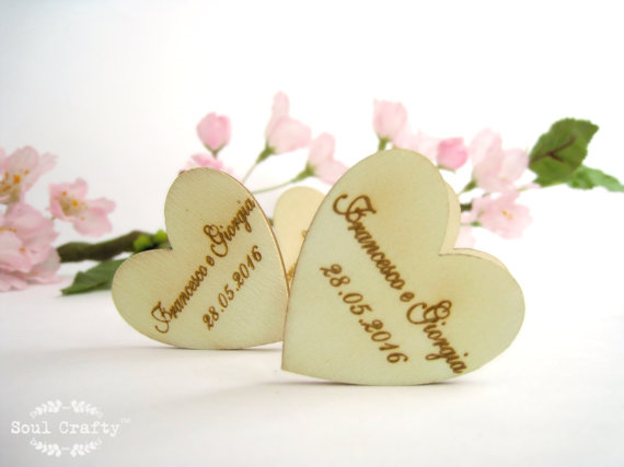 Mariage - Personalized 4cm Engraved Name Wooden Hearts Gift Tags Wedding Decoration Bridal Shower Pack of 30 / 50 / 80 / 100 / 150 / 180 / 200