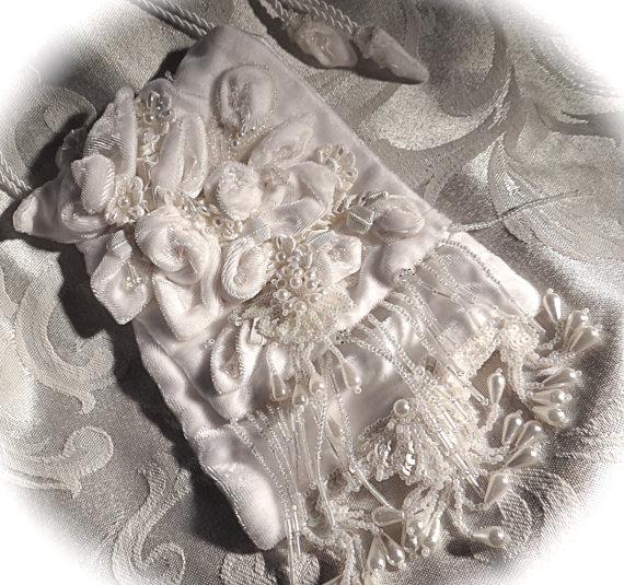 زفاف - Velvet Bridal Purse Victorian White Handbag Winter Weddings OOAK