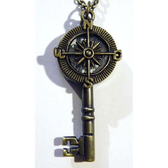 Mariage - Steampunk Pocket Watch Victorian Skeleton Key Compass Necklace Steam Punk Cosplay Costume Military Navy Brass Metal Chain Pendant Charm