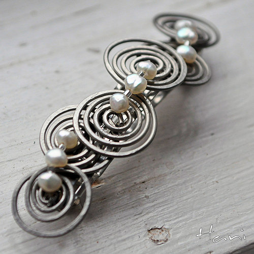 Mariage - Bridal hair accessories - romantic hair barrette - stainless steel barrette with genuine river pearls - Riviere spiral 8cm