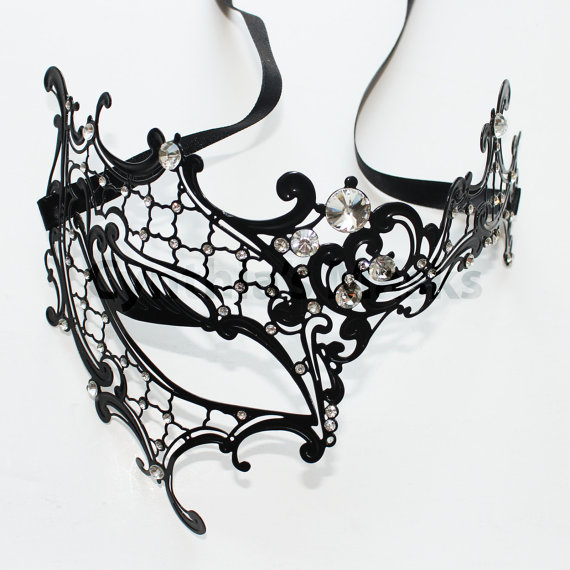 Wedding - Black laser cut Venetian Phentom Mask Masquerade w/ Clear Rhinestones MF-02CL SKU: 6E12B