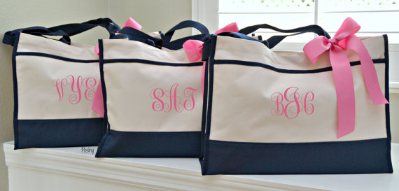 Wedding - Personalized Tote Bags for Bridesmaids Set of 3 Custom Bridesmaids Monogrammed Tote Bags in Black, Navy, Pink or Green - Poshy