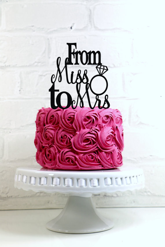 Mariage - From Miss to Mrs Wedding Cake Topper or Sign with Diamond Ring