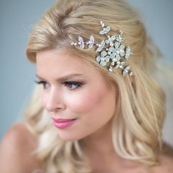 Hochzeit - Pearl & Crystal Bridal Comb, Wedding Hair Accessory,  Bridal Hair Accessory