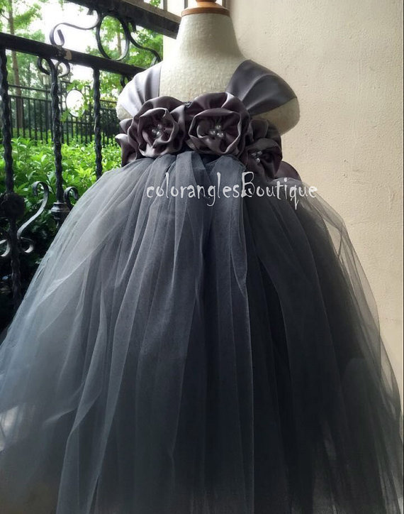 Hochzeit - Grey Flower girl dress Baby girl's Flowers Dress Tulle Dress Wedding Dress Birthday Dress Toddler Handmade Tutu Dress 1t -8t