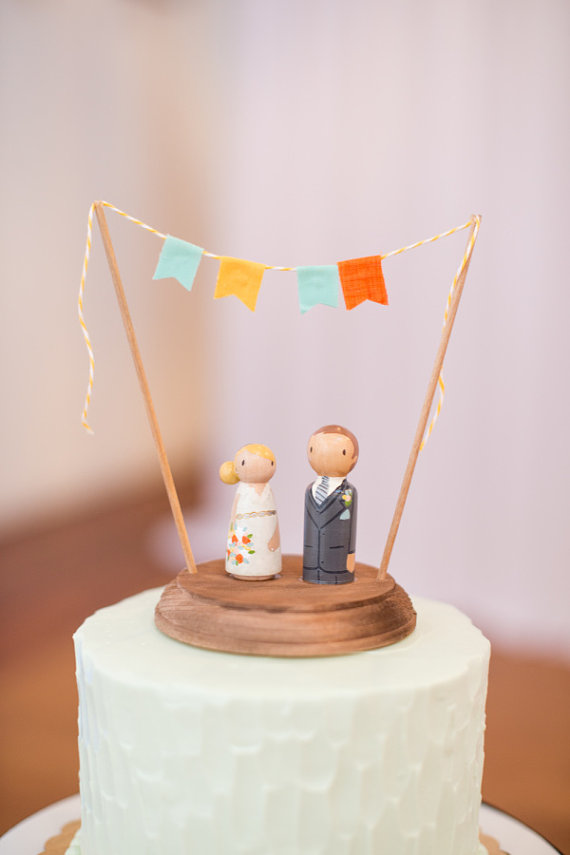 Hochzeit - Wedding Cake Topper - wooden peg cake topper - festive cake topper - peg doll cake topper - bunting cake topper - wooden cake topper