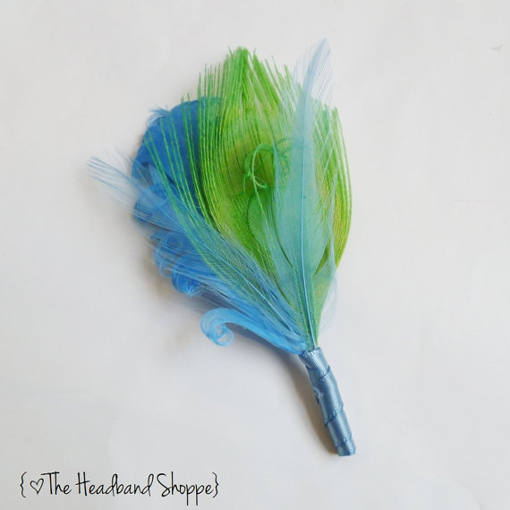 Свадьба - JESSIE - Light Blue and Lime Green Peacock Boutonniere Lapel Pin Buttonhole for Prom or Special Events